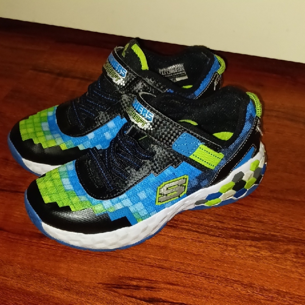 Skechers Kids Megacraft Sneakers Boy Size 2 Pixelblocks Lightweight Mega-Craft